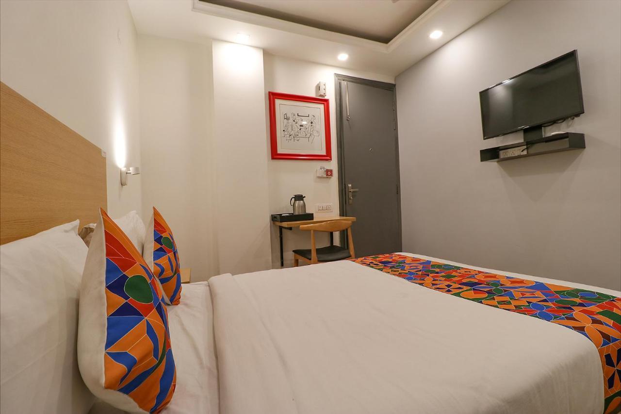 Fabhotel The Chaitanyas Rohini Sec 18 Delhi Zewnętrze zdjęcie