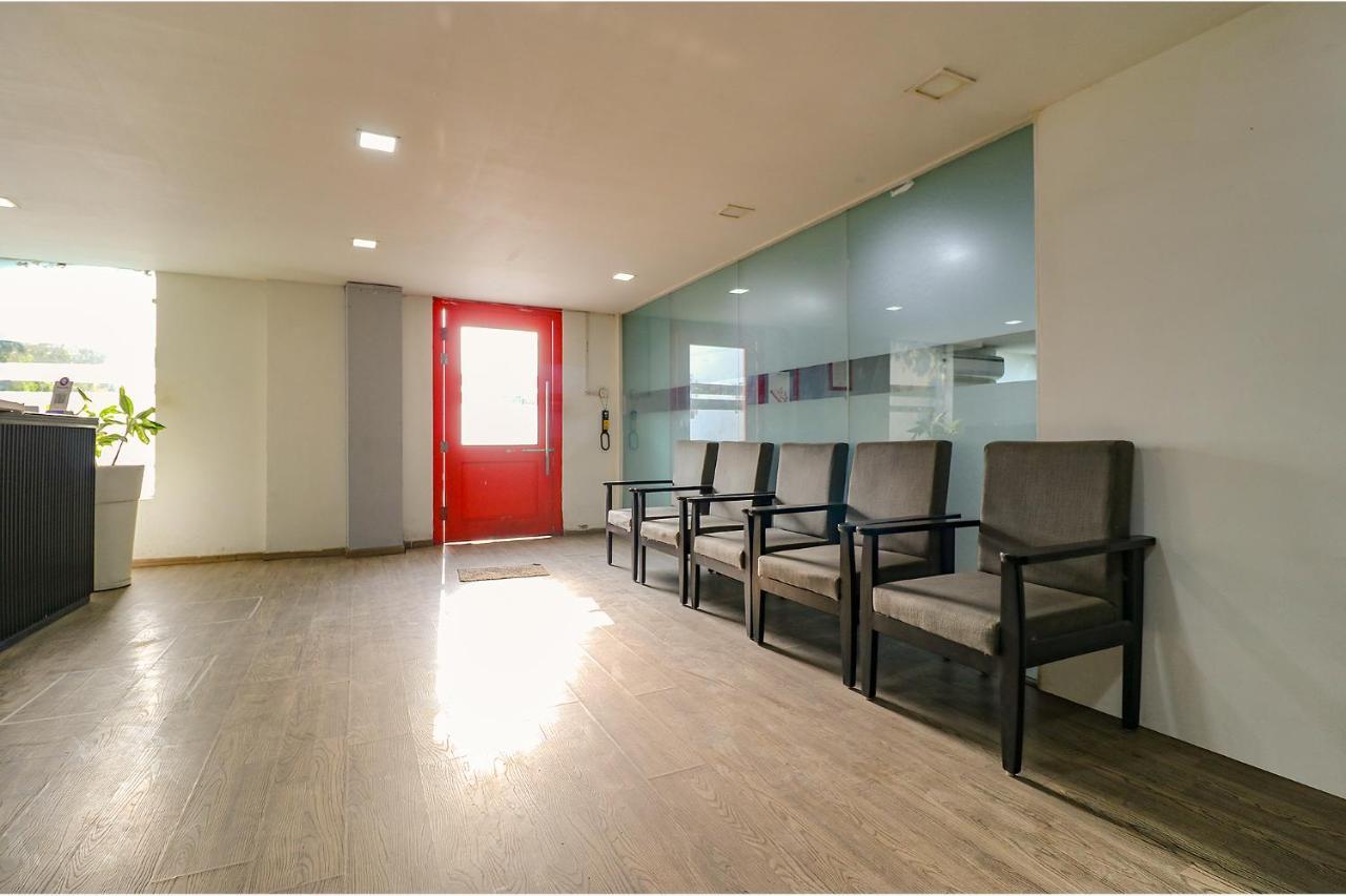 Fabhotel The Chaitanyas Rohini Sec 18 Delhi Zewnętrze zdjęcie