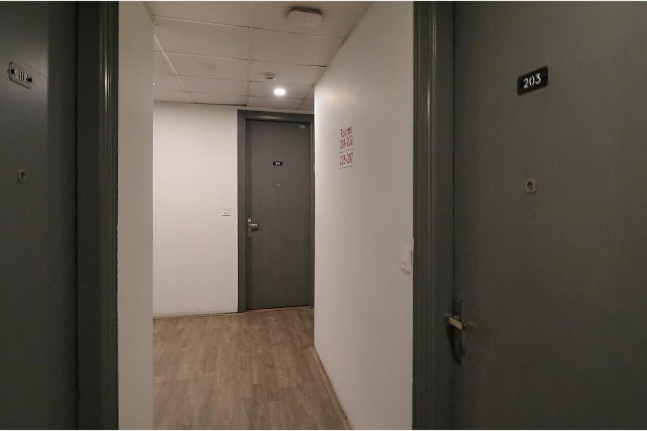 Fabhotel The Chaitanyas Rohini Sec 18 Delhi Zewnętrze zdjęcie